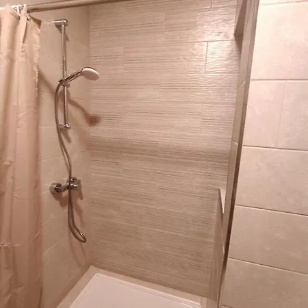Swieqi 3 Bedroom アパート *
